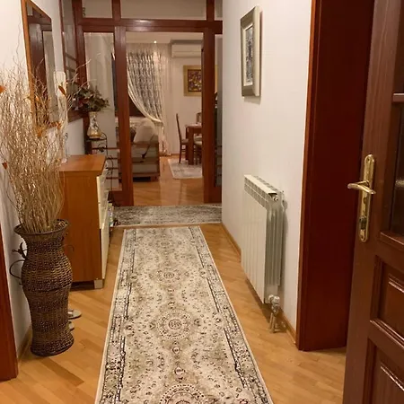 Omar's View Apartment
