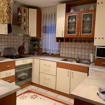 Daire Omar's View Saraybosna