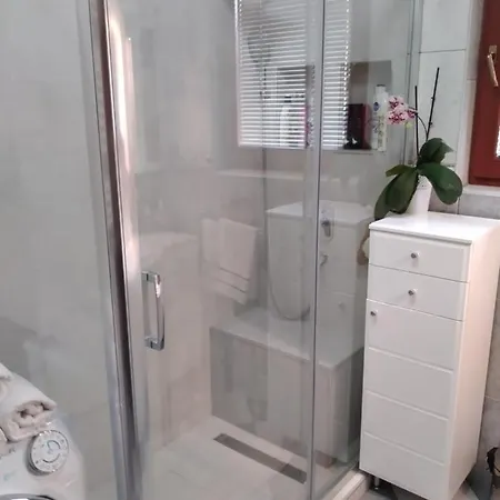 Daire Omar's View Saraybosna