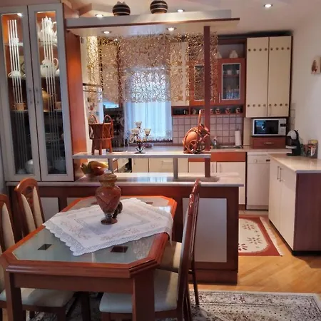 Omar's View Apartman