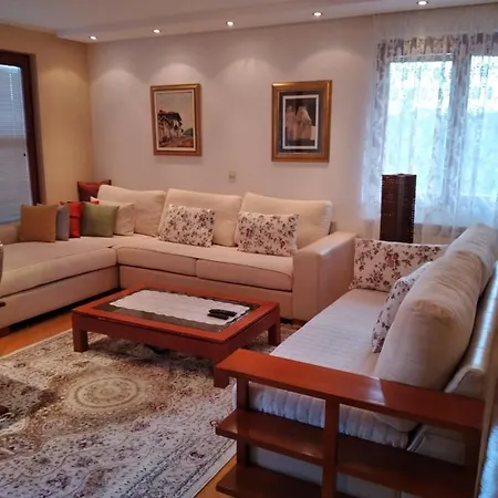 Omar's View Apartman