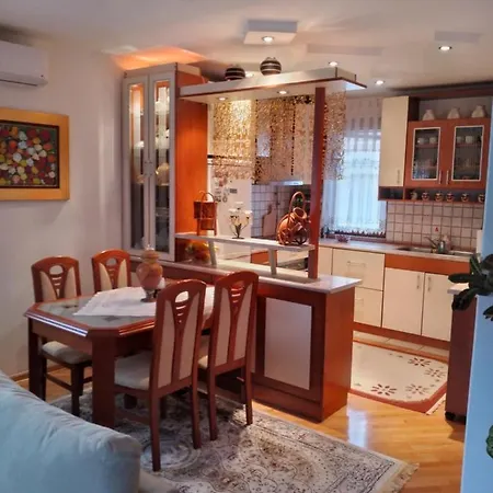 Omar's View Apartman